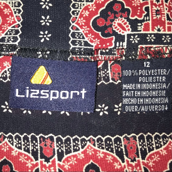 Lizsport wrap skirt, pretty Autumn colors in an ornate square pattern. - Picture 7 of 8